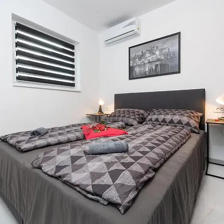 Luxurioeses Penthouse Welle Mit Whirlpool, Grill Und Meerblick Vir Exterior photo