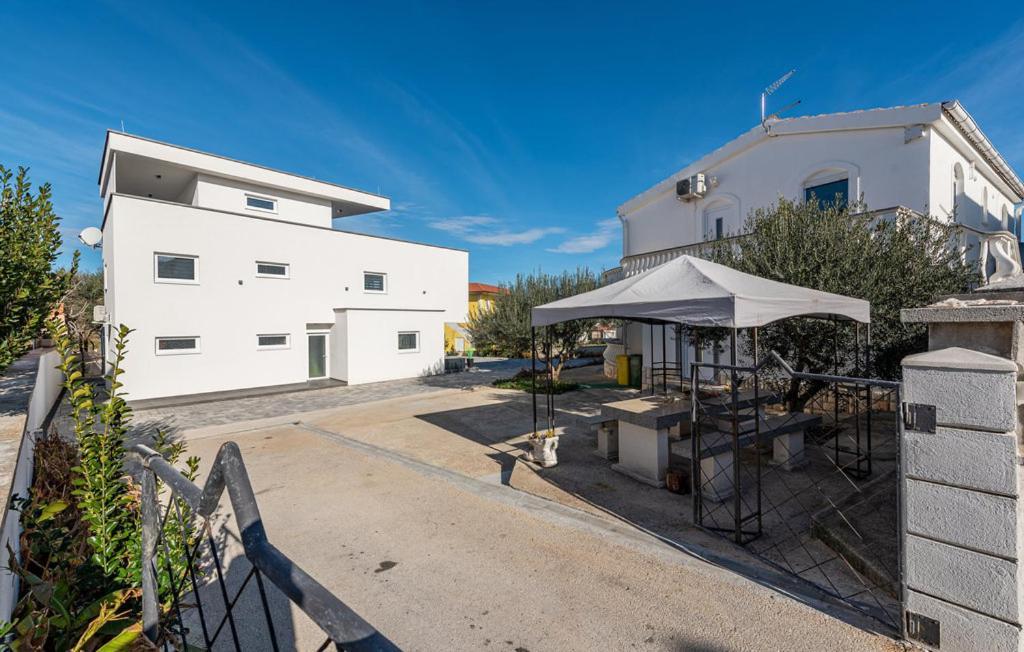 Luxurioeses Penthouse Welle Mit Whirlpool, Grill Und Meerblick Apartment *