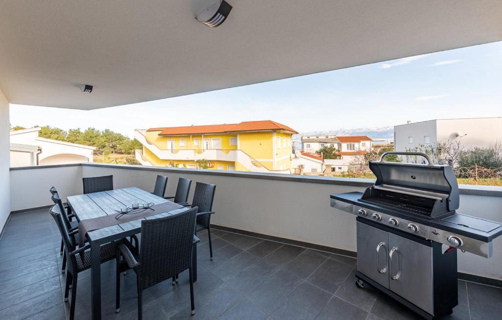 Apartment Luxurioeses Penthouse Welle Mit Whirlpool, Grill Und Meerblick
