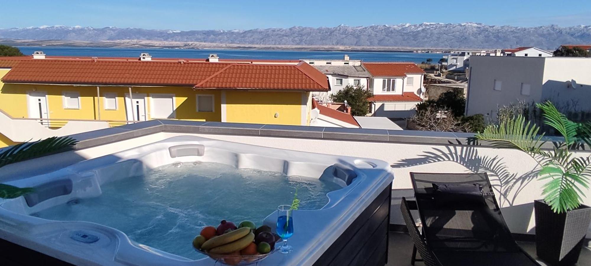 Apartment Luxurioeses Penthouse Welle Mit Whirlpool, Grill Und Meerblick Vir